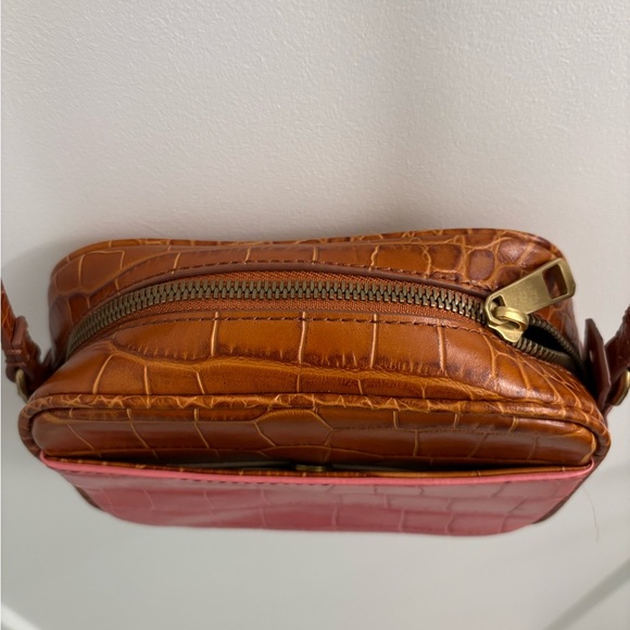 J. Crew Mini Leather Signet Camera Bag in Pink Yellow Brown Embossed Croc - Picture 3 of 16